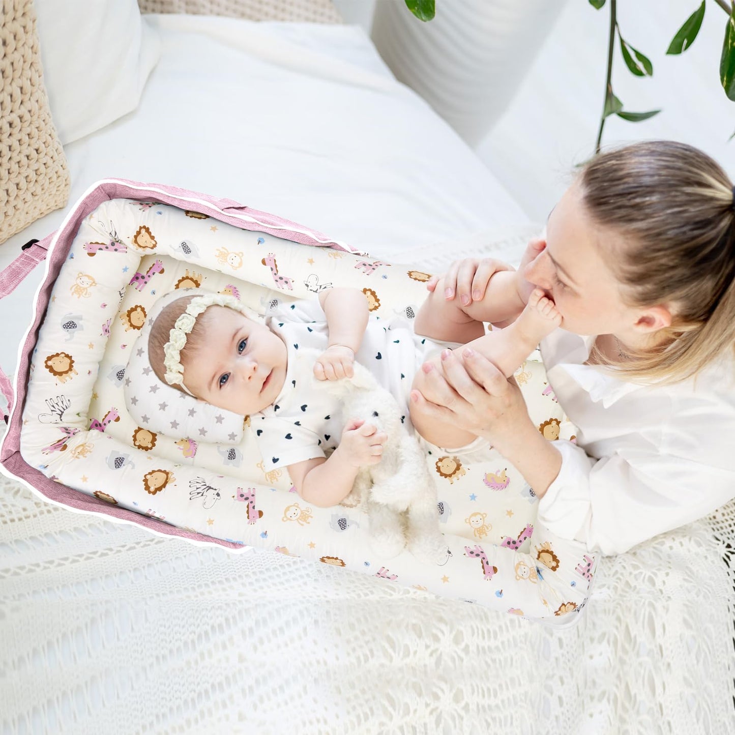 AGOGOLIFE Baby Lounger Nest for Newborn – Pink Safari Portable Infant Sleeper with Pillow, Folding Mattress & Travel Bag – Breathable, Soft Cotton Crib Cushion for 0-12 Months