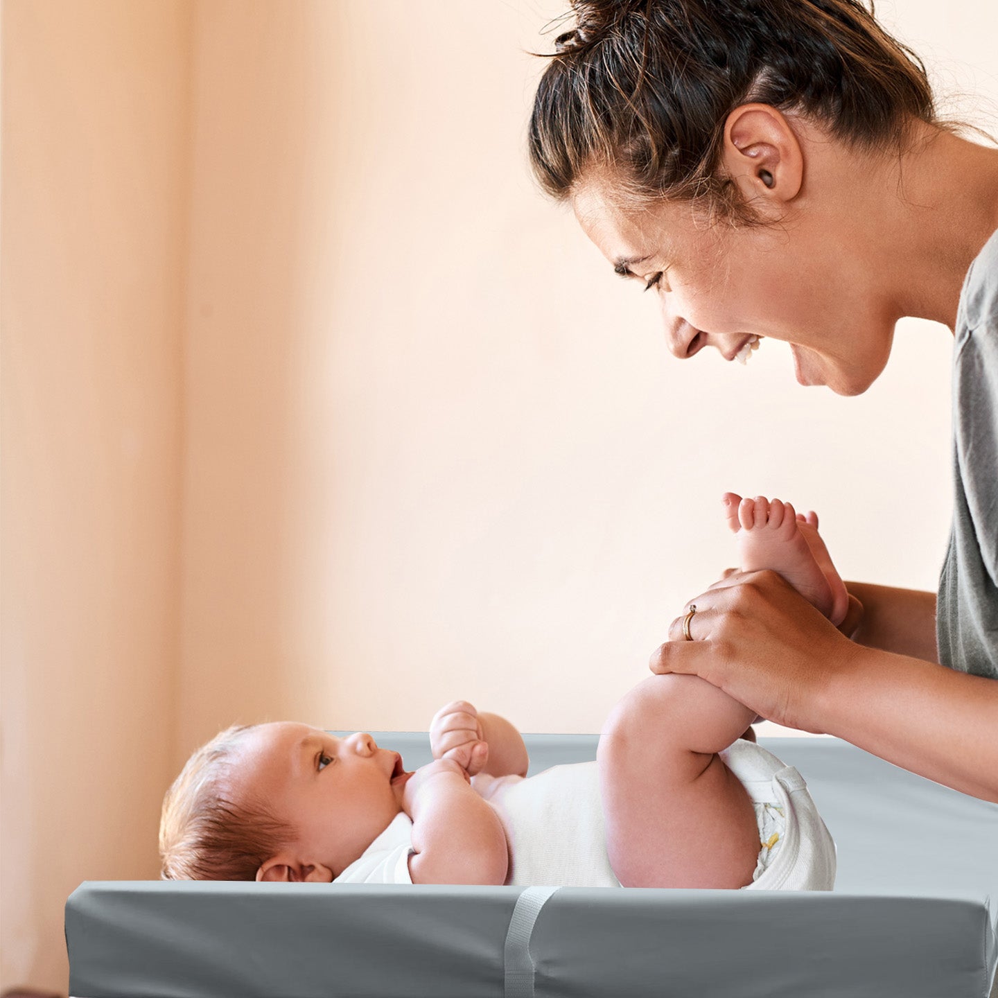 AGOGOLIFE BABY Changing Pad – Waterproof PU Leather, Soft Cushioned Mat with Safety Strap for Comfortable Nappy Changes