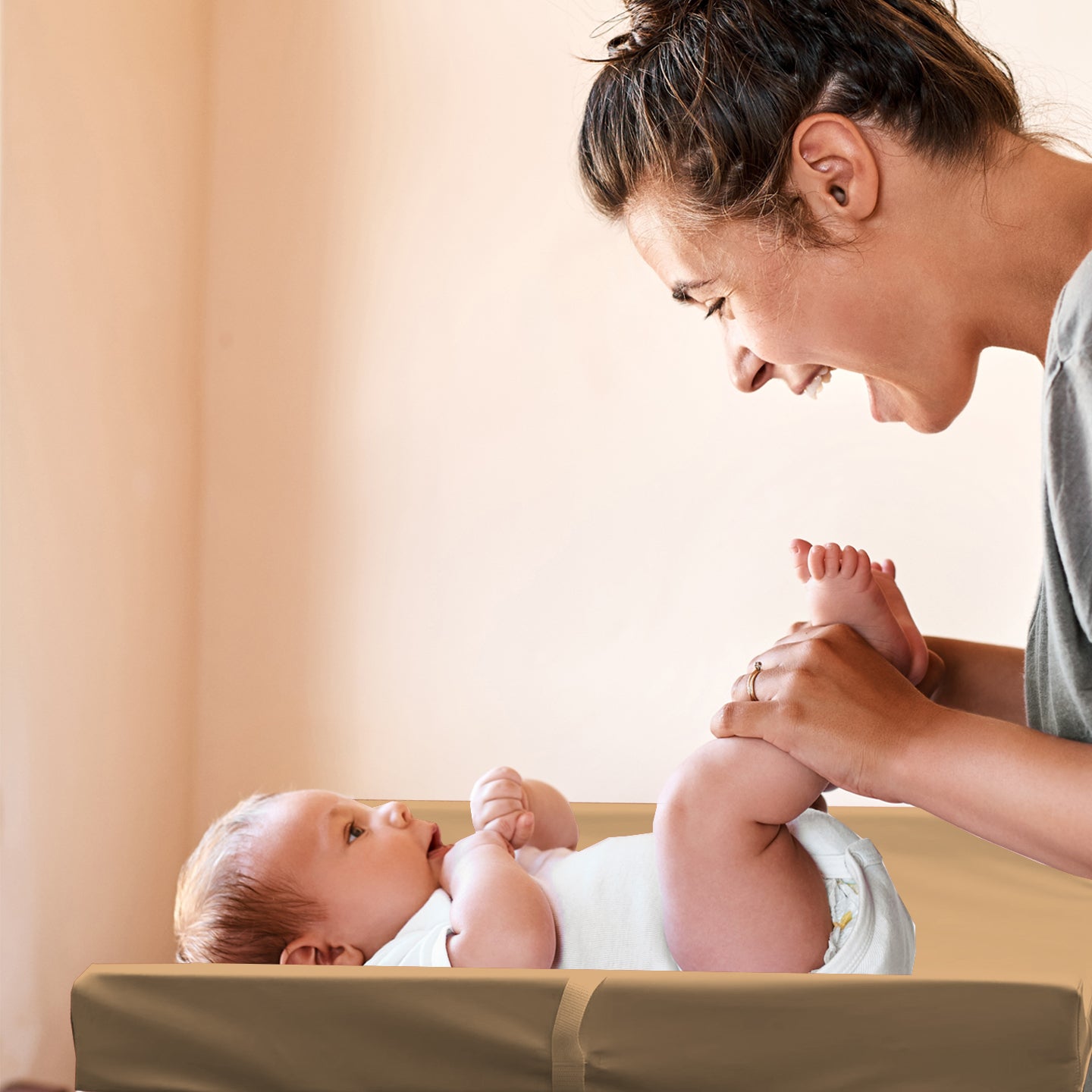 AGOGOLIFE BABY Changing Pad – Waterproof PU Leather, Soft Cushioned Mat with Safety Strap for Comfortable Nappy Changes-COFFE